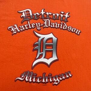 Harley Davidson Tee Adult 2XL Detroit Orange pocket shirt
